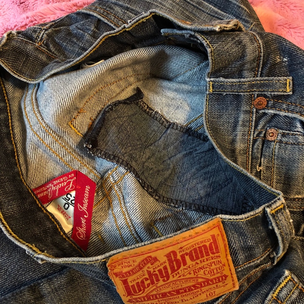 Lightly Distressed Lucky Brand Jeans - Picture 5 of 5